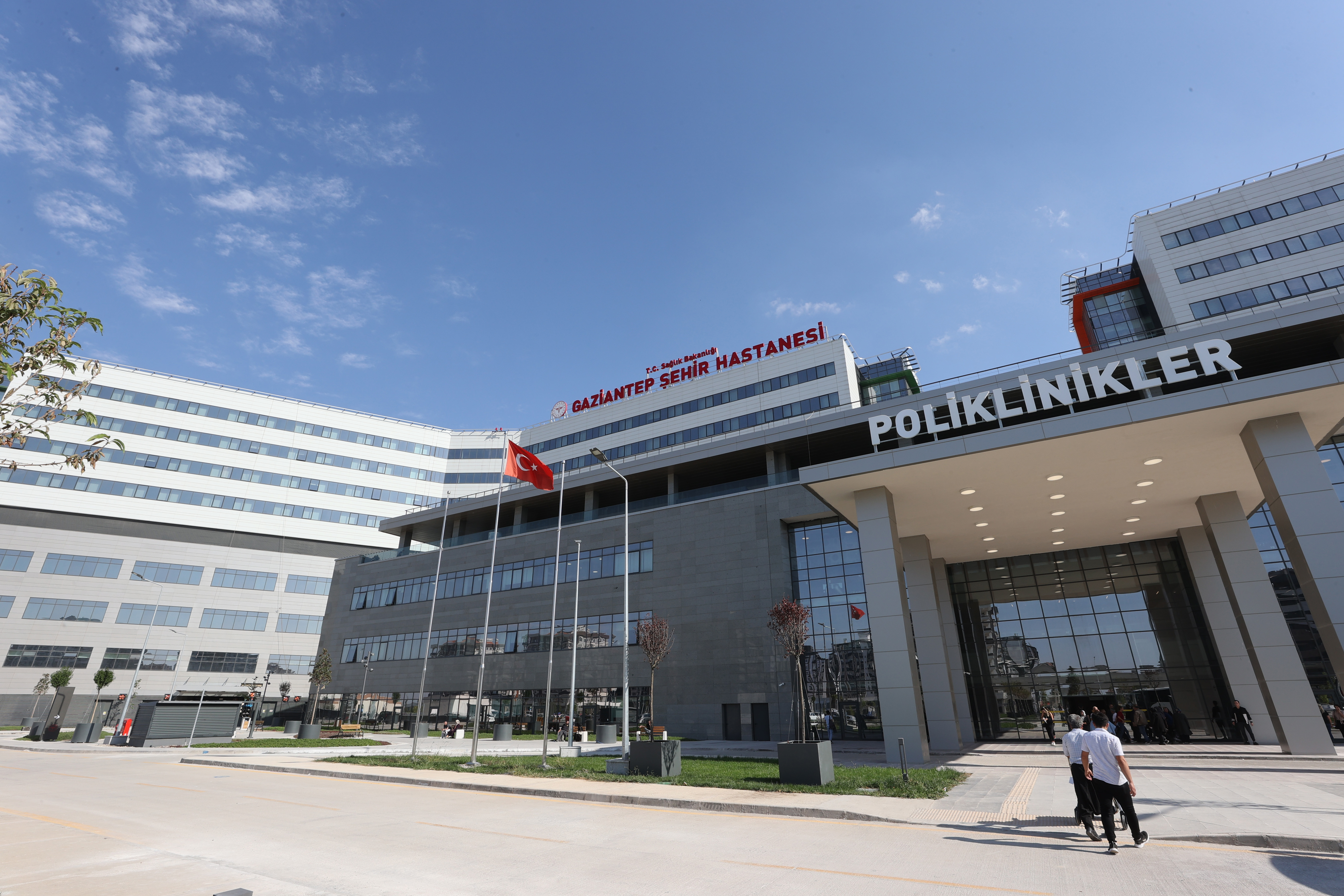 Gaziantep Şehir Hastanesi, 3 günde 9 bin 500 hastaya hizmet verdi