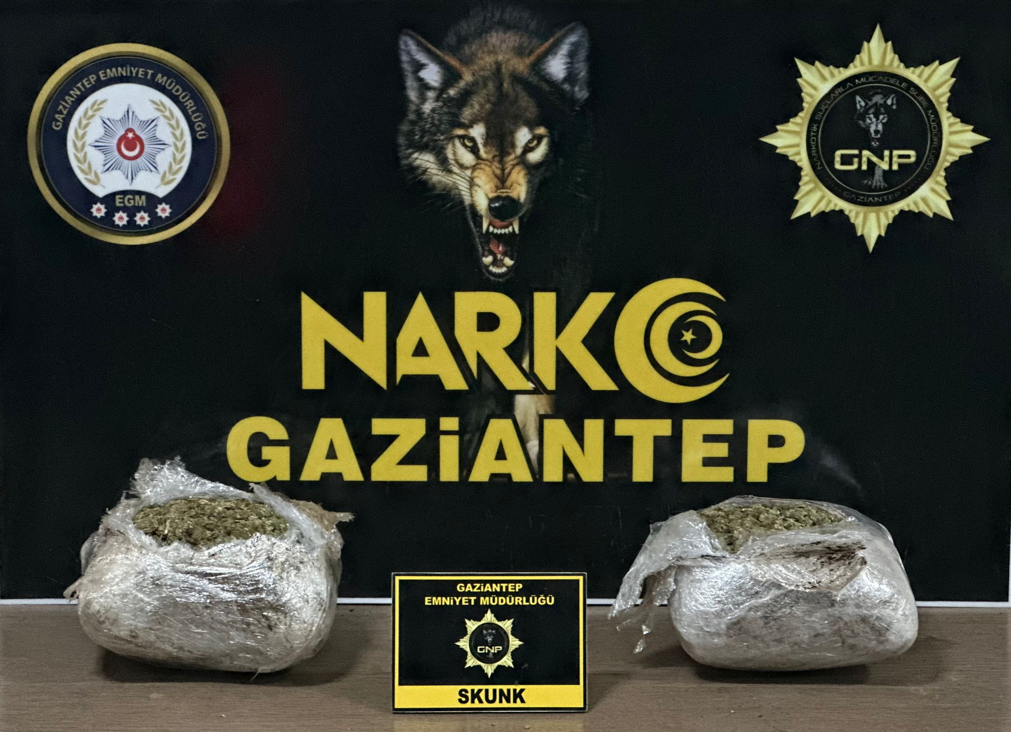 Gaziantep’te bir araçta 1,5 kilogram sentetik uyuşturucu ele geçirildi