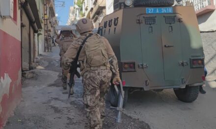 Gaziantep’te polise ateş açan şüpheli operasyonla yakalandı