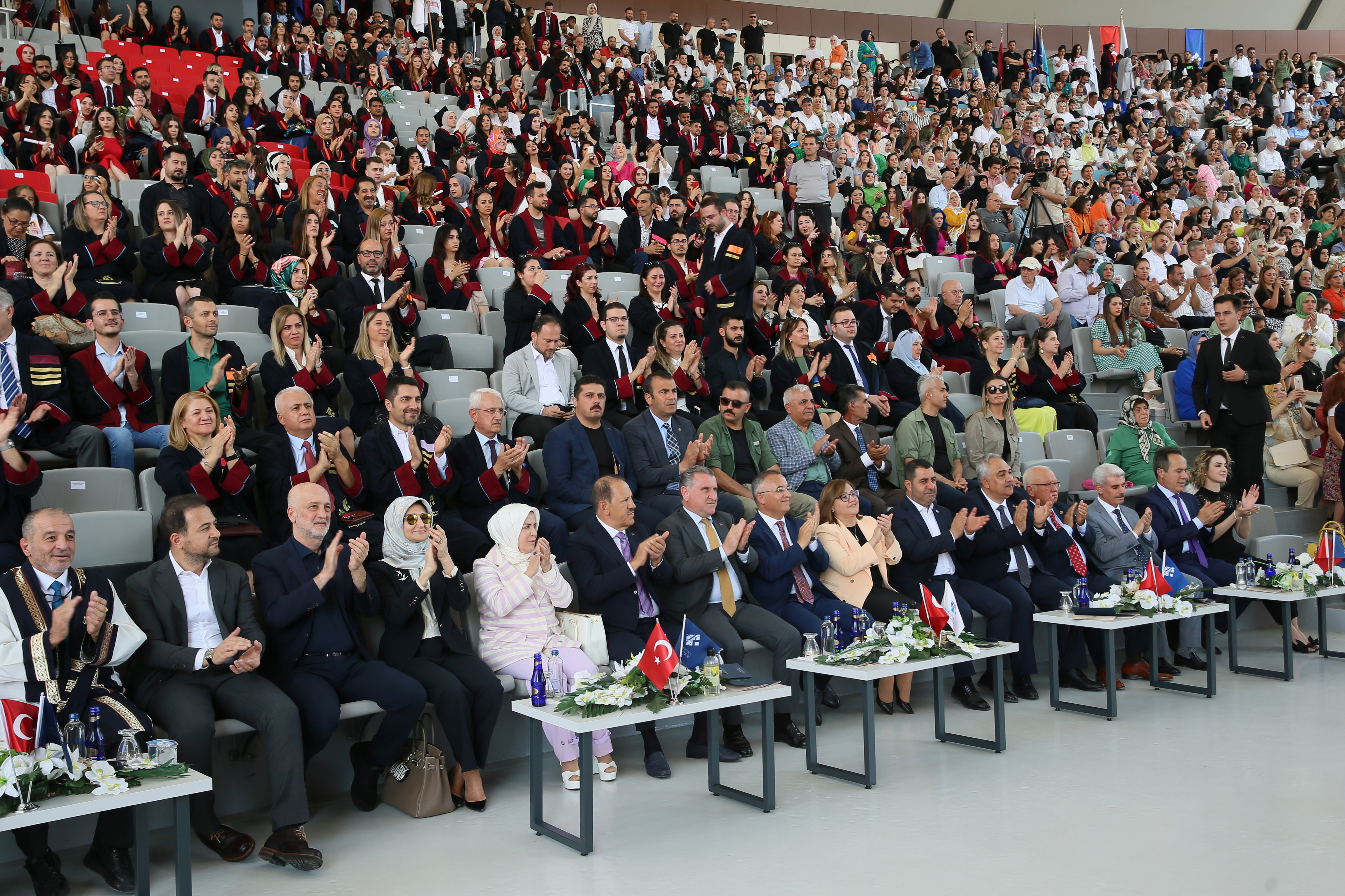 Gençlik ve Spor Bakanı Bak, Hasan Kalyoncu Üniversitesi mezuniyet töreninde konuştu