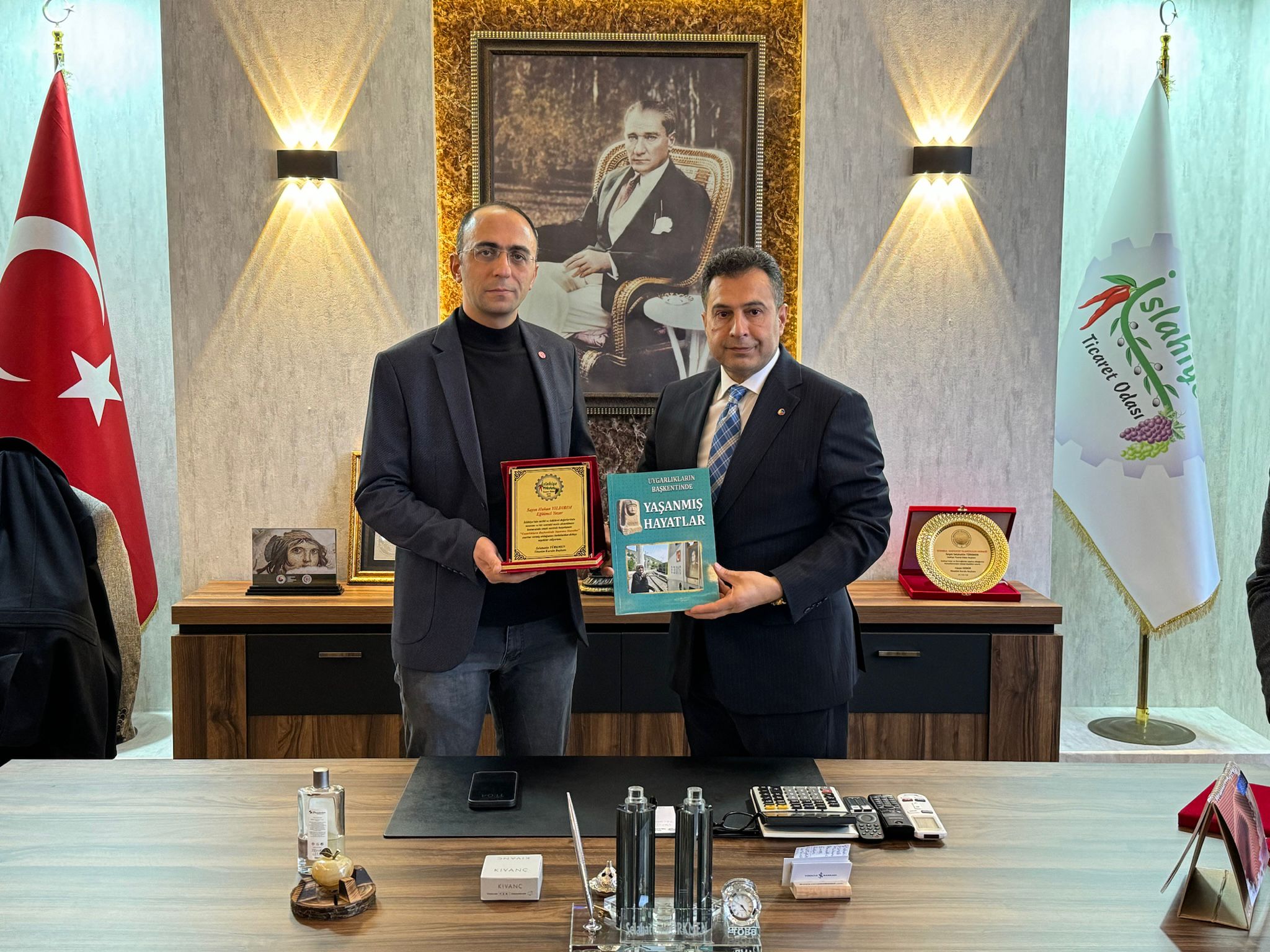 İslahiye Ticaret Odası Başkanı Türkmen, plaket takdim etti