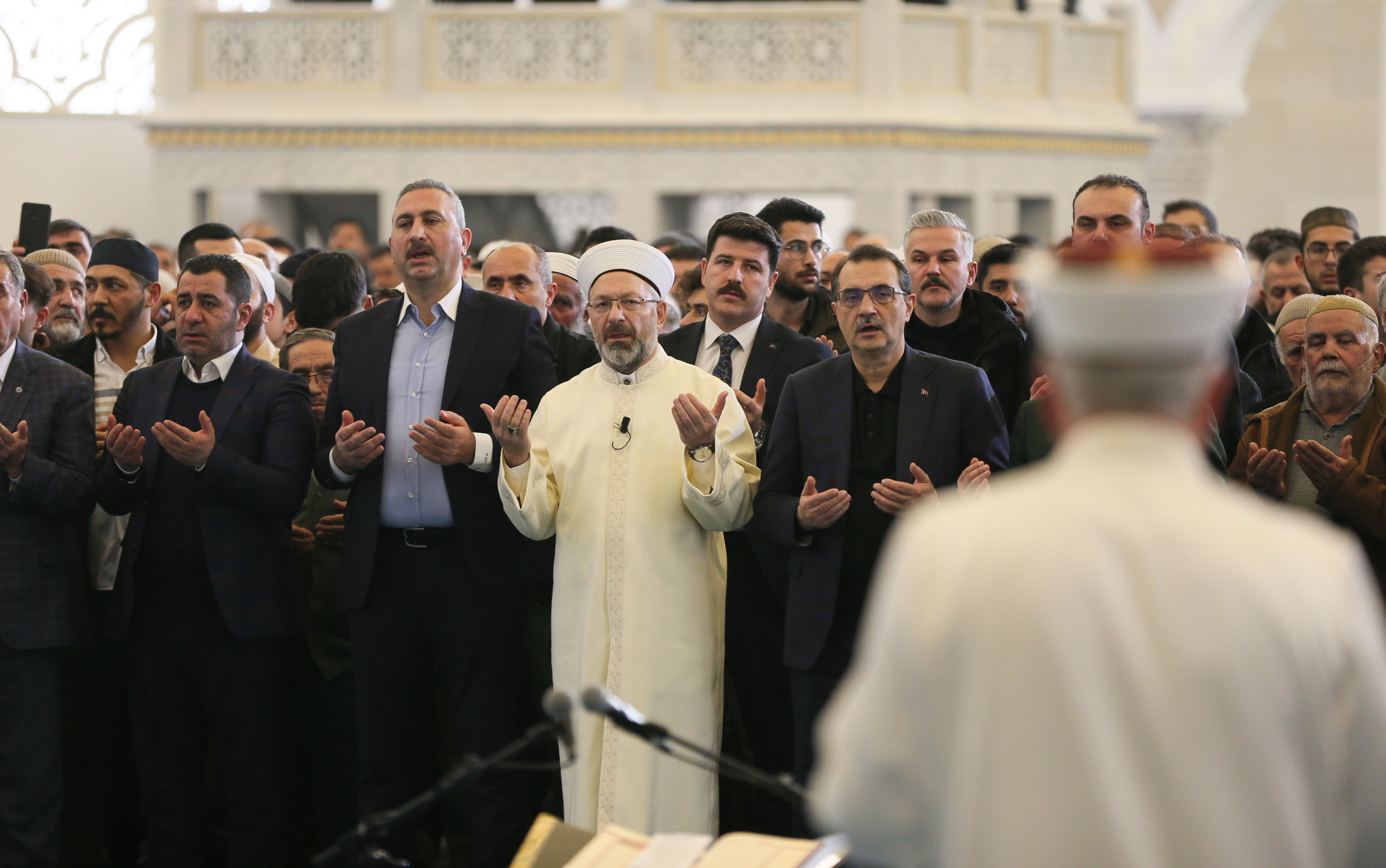Diyanet İşleri Başkanı Erbaş, Gaziantep’te Miraç Kandili programına katıldı