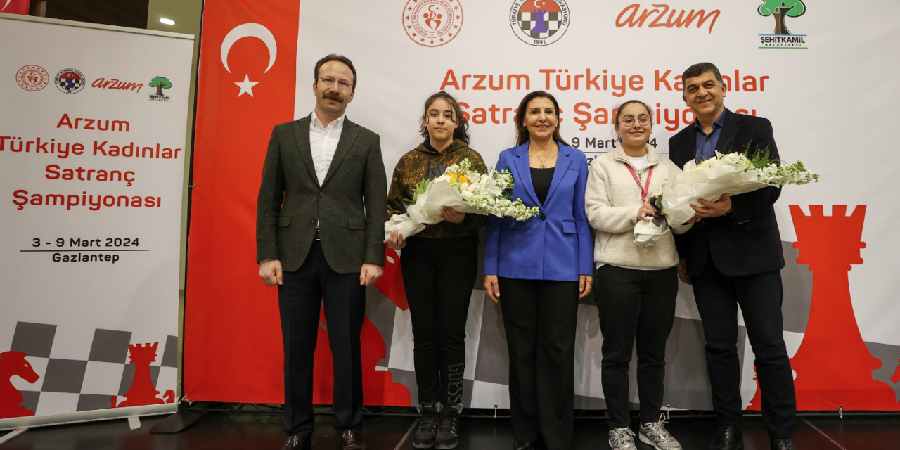 Arzum Türkiye Kadınlar Satranç Şampiyonası Gaziantep’te başladı