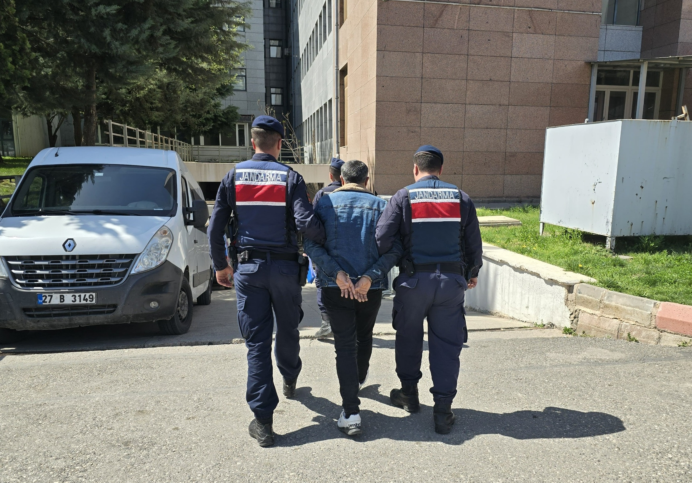 Gaziantep’te terör operasyonunda yakalanan zanlı tutuklandı